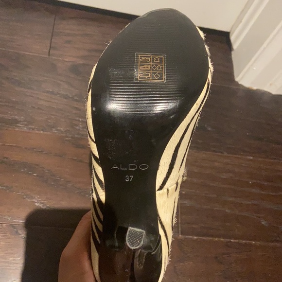*Aldo White and Black Zebra print pony hair heels. Size 7.* - Picture 5 of 5